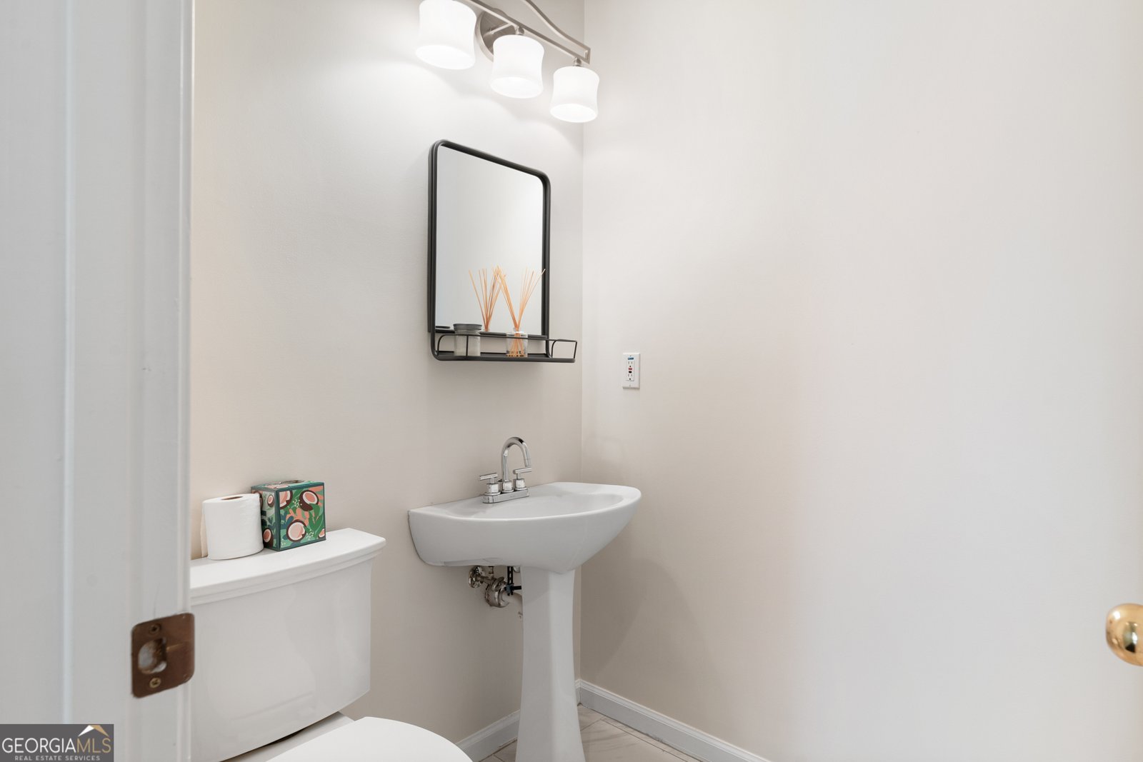 735 Mill Circle Alpharetta - Photo 39