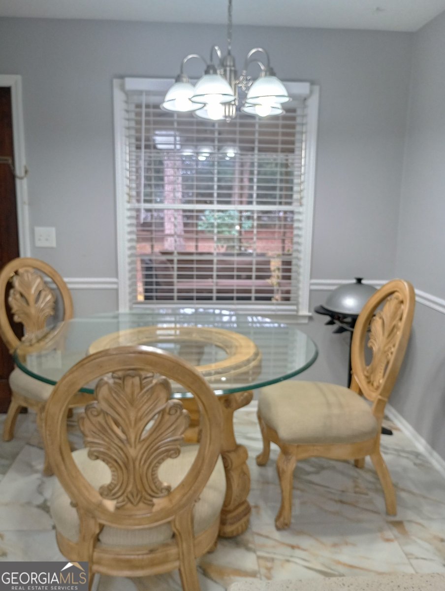 2589 King Circle Conyers - Photo 10