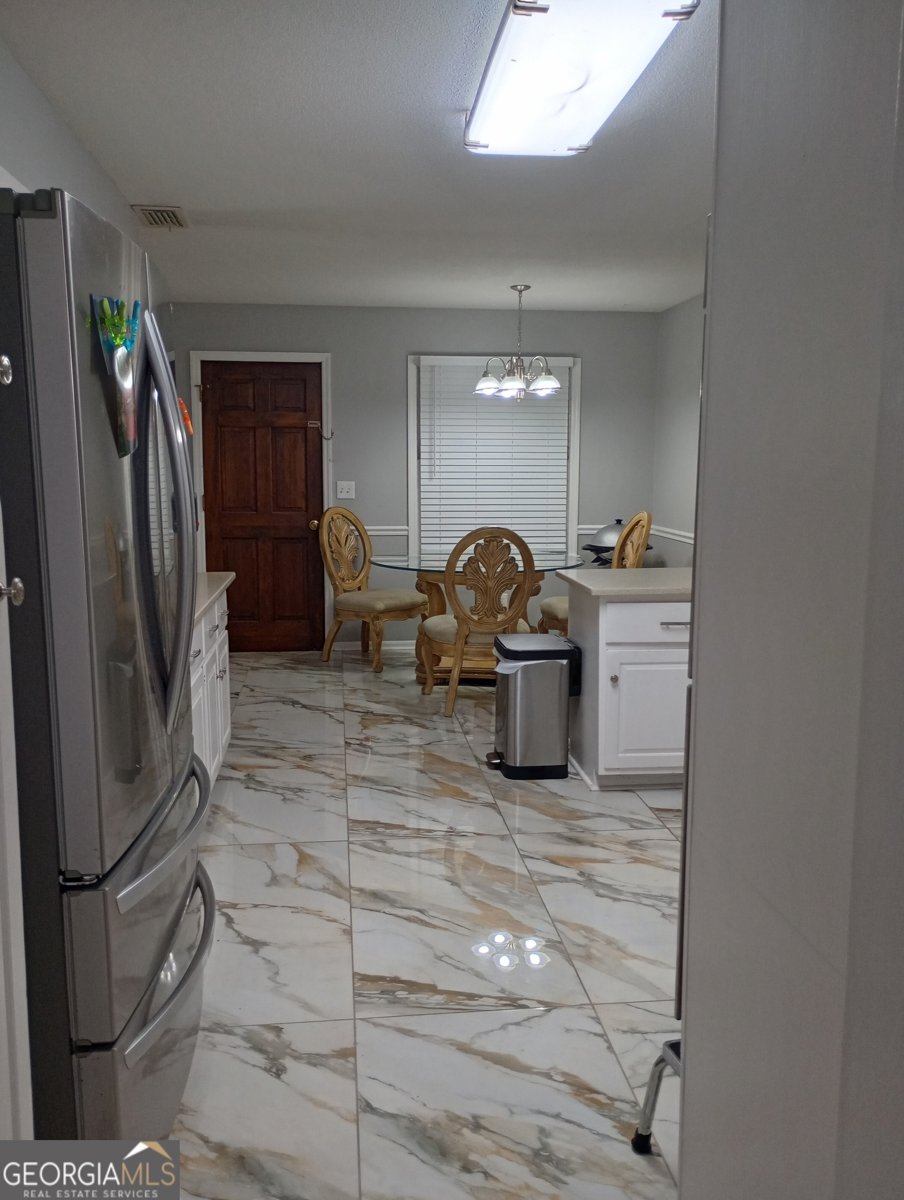 2589 King Circle Conyers - Photo 9