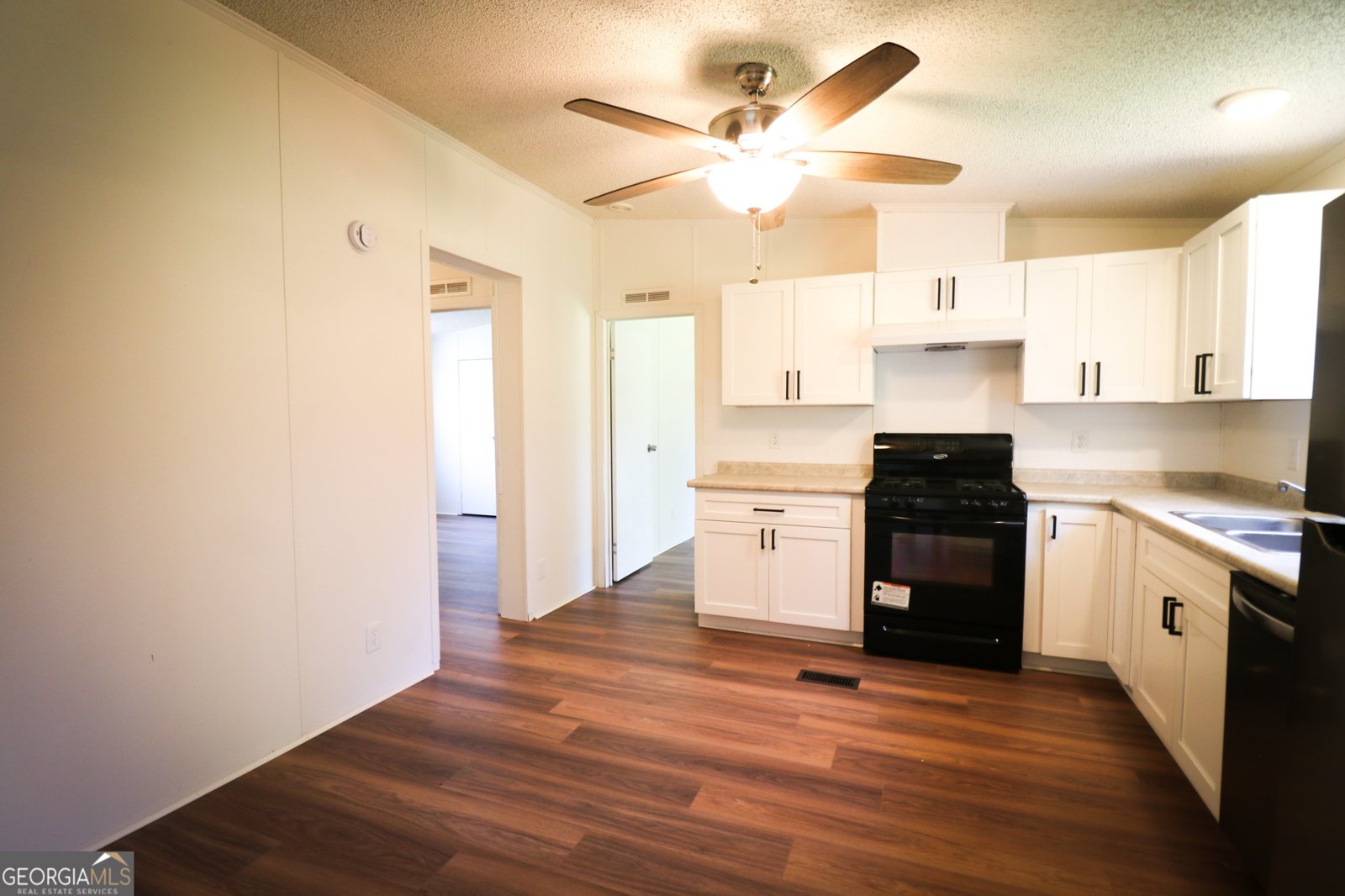 140 Milner Street Meansville - Photo 52