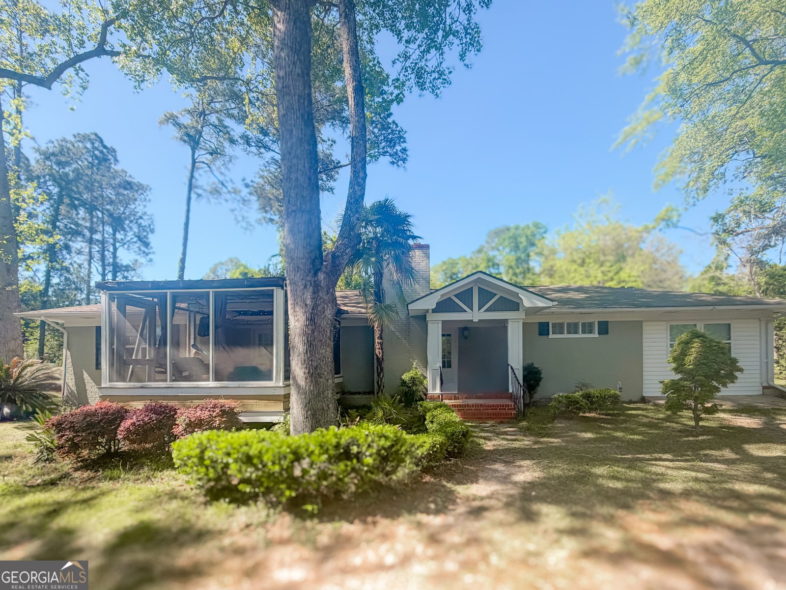 221 Lake Drive Sylvania - Photo 1