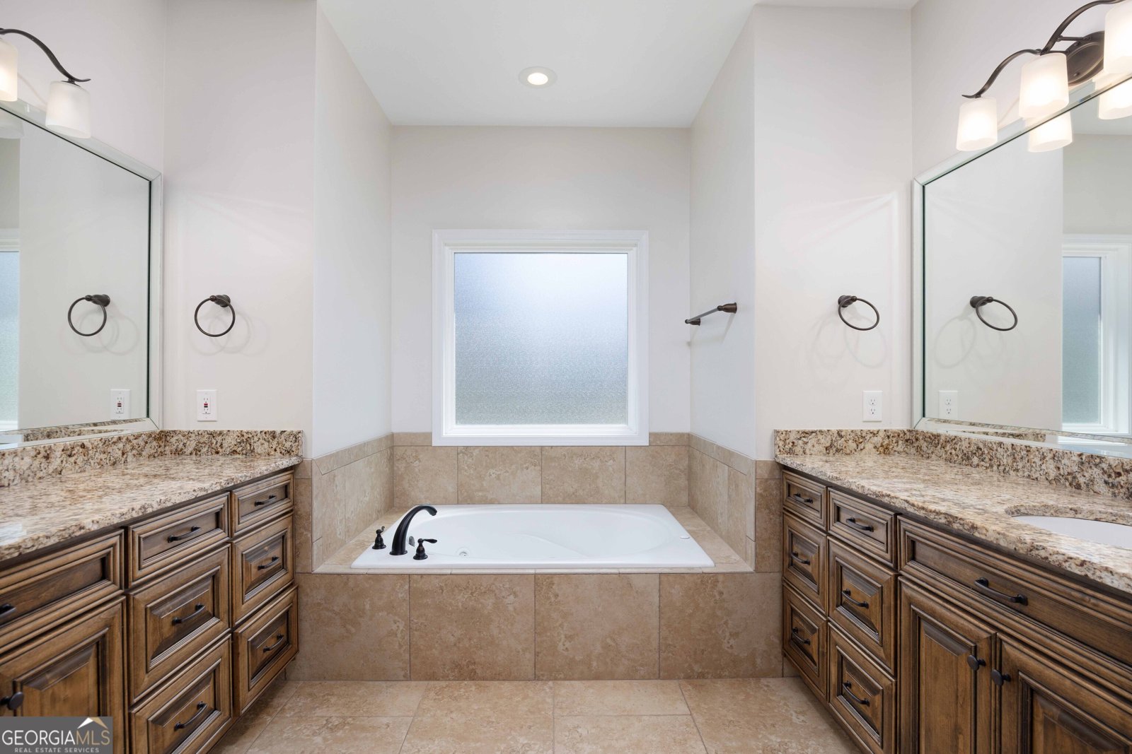 7111 Tavistock Court Columbus - Photo 36