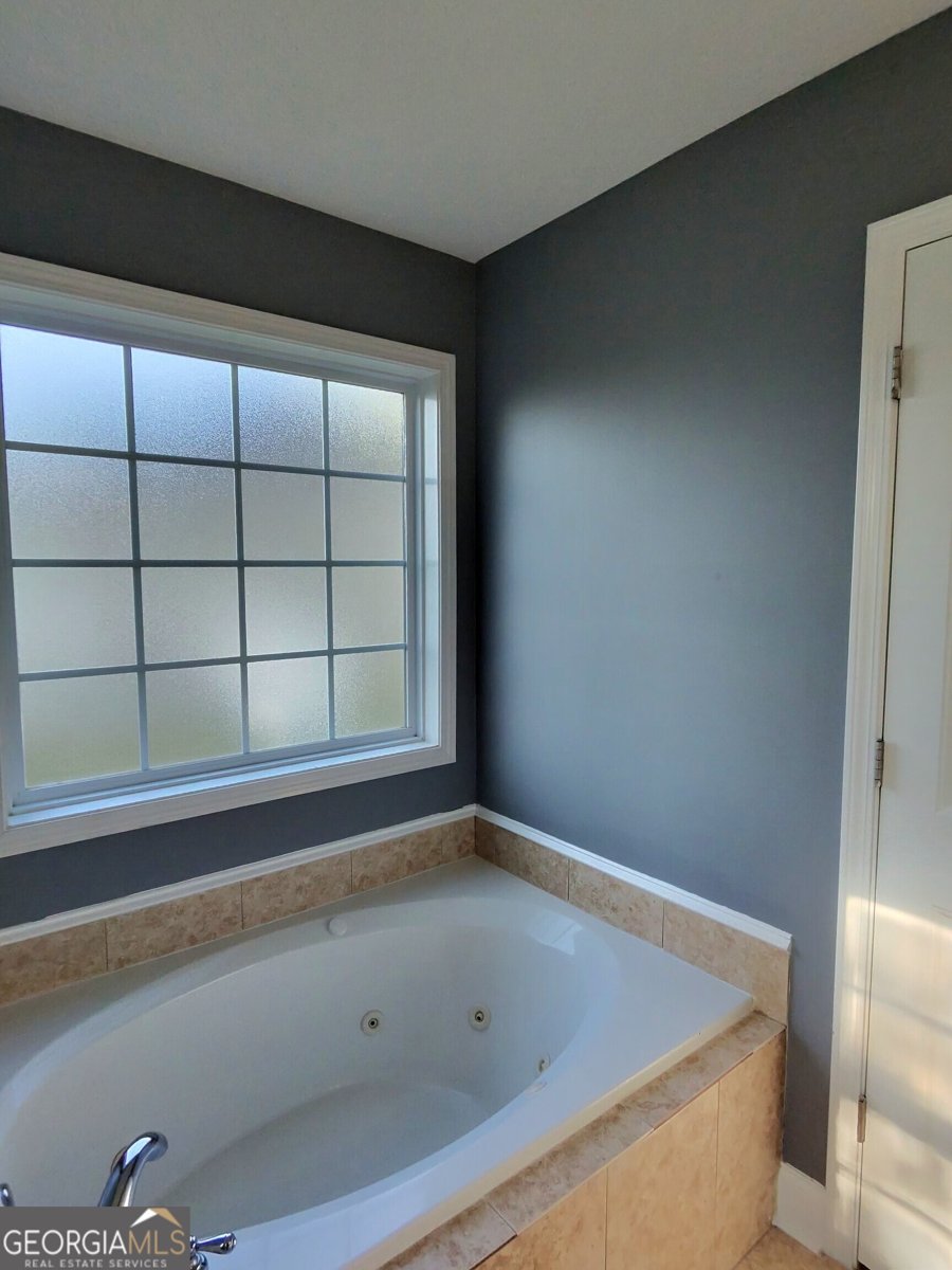 410 Madison Place Parkway Byron - Photo 11