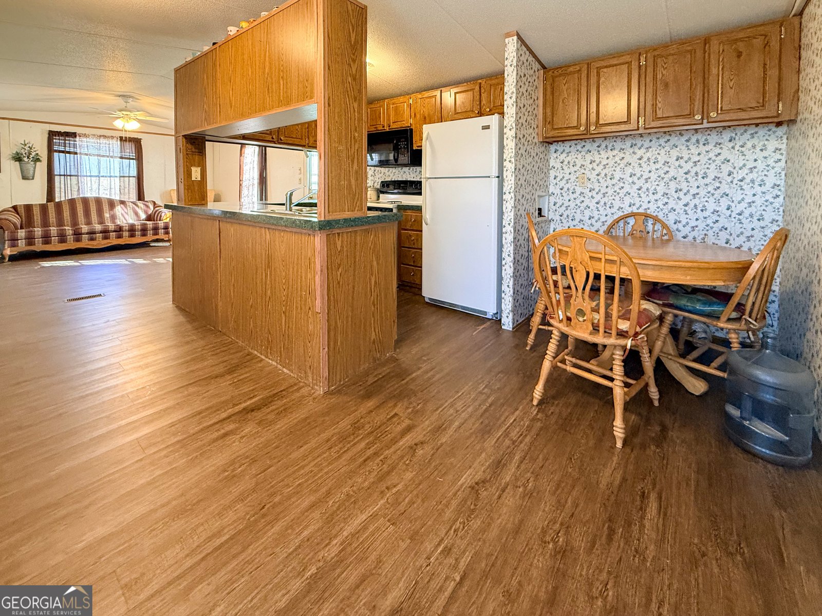 1177 Twin River Orchard Road Demorest - Photo 6