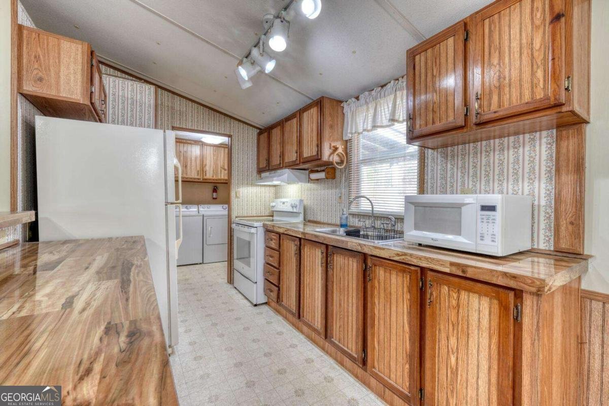 240 Ruby Lake Drive N Hiawassee - Photo 16