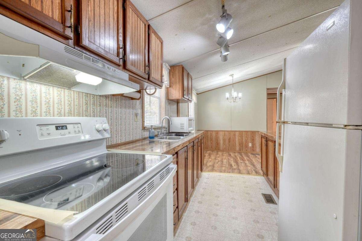 240 Ruby Lake Drive N Hiawassee - Photo 17