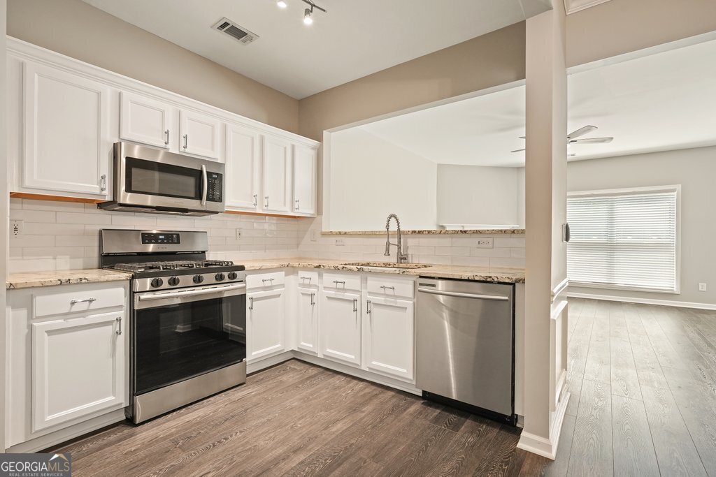 2045 Lake Shore Overlook Drive Kennesaw - Photo 10