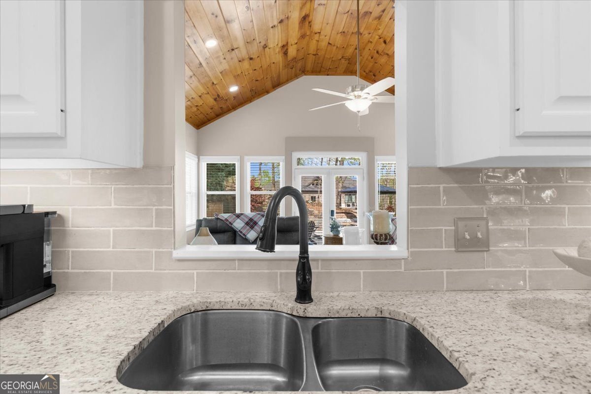 2638 Waters Edge Drive Gainesville - Photo 19