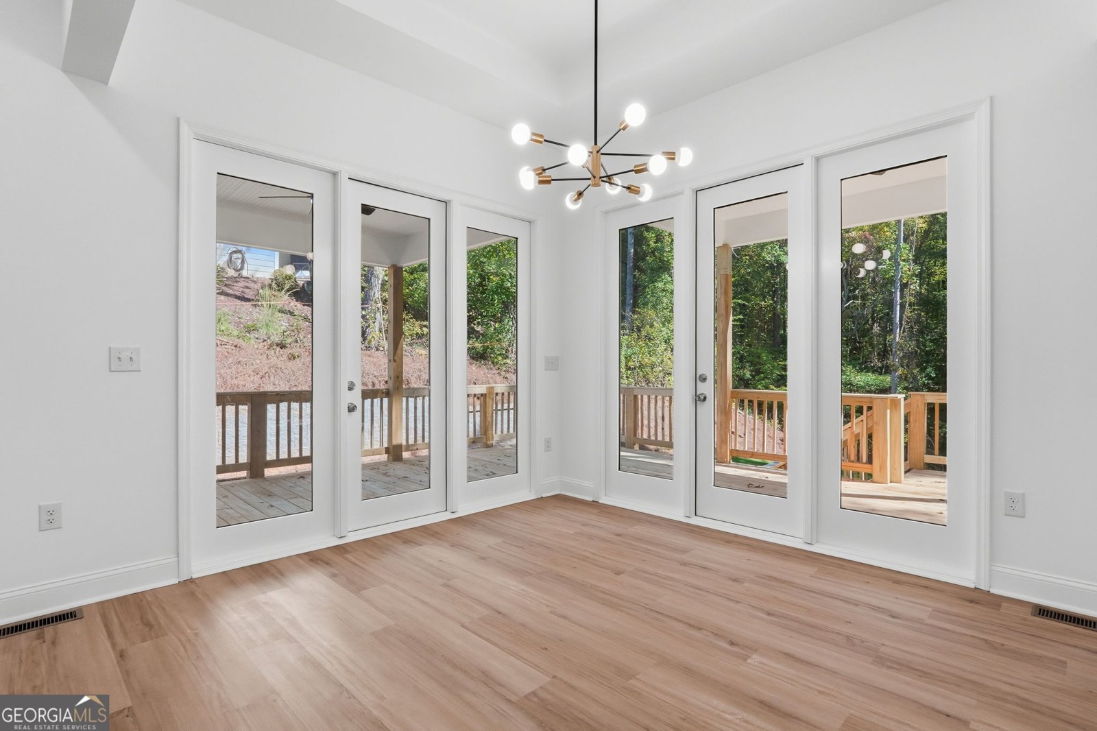 5609 Pleasant Woods Drive Flowery Branch - Photo 12