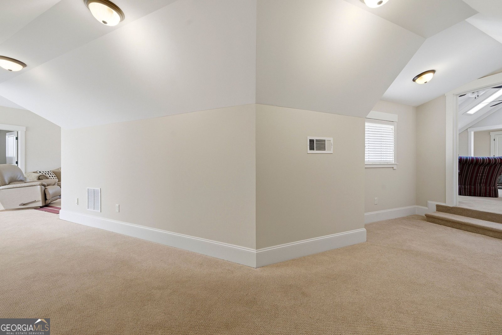 227 Sky View Court Newnan - Photo 14