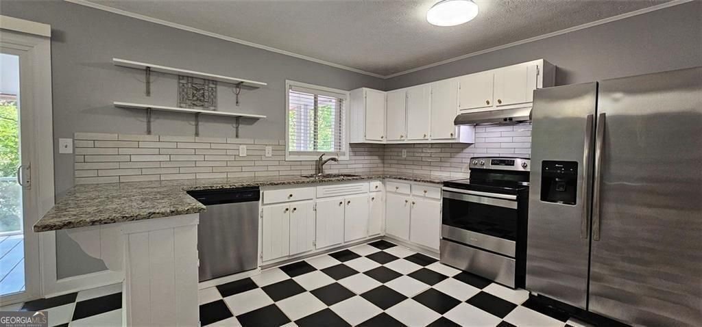 1096 Deleon Court Clarkston - Photo 10