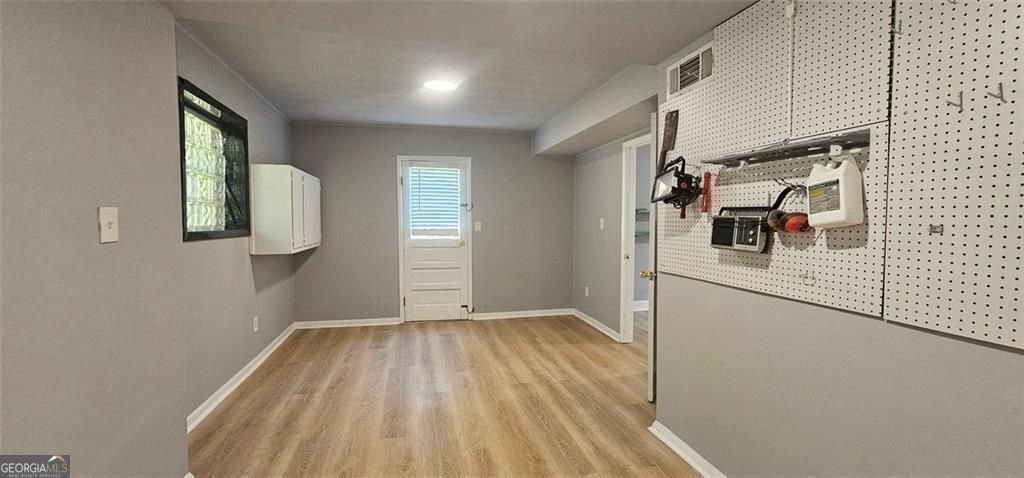 1096 Deleon Court Clarkston - Photo 22