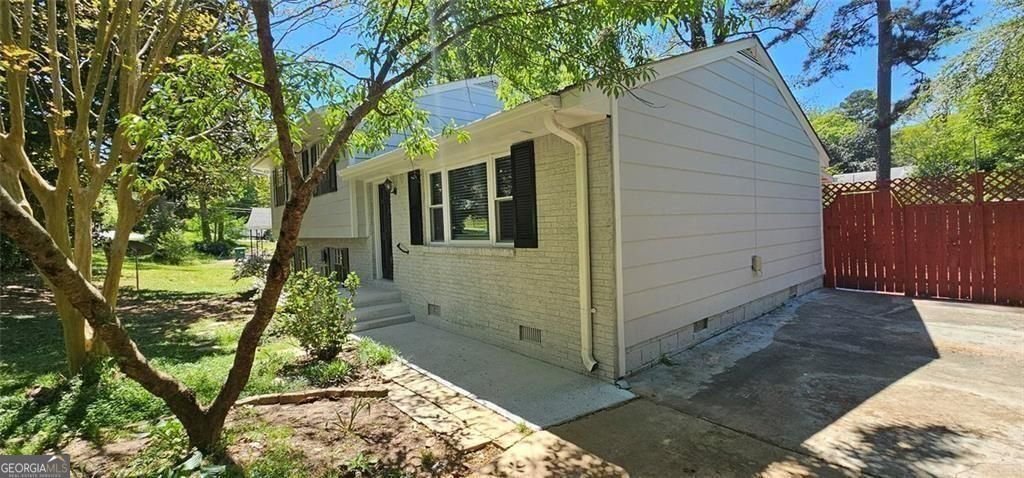 1096 Deleon Court Clarkston - Photo 27