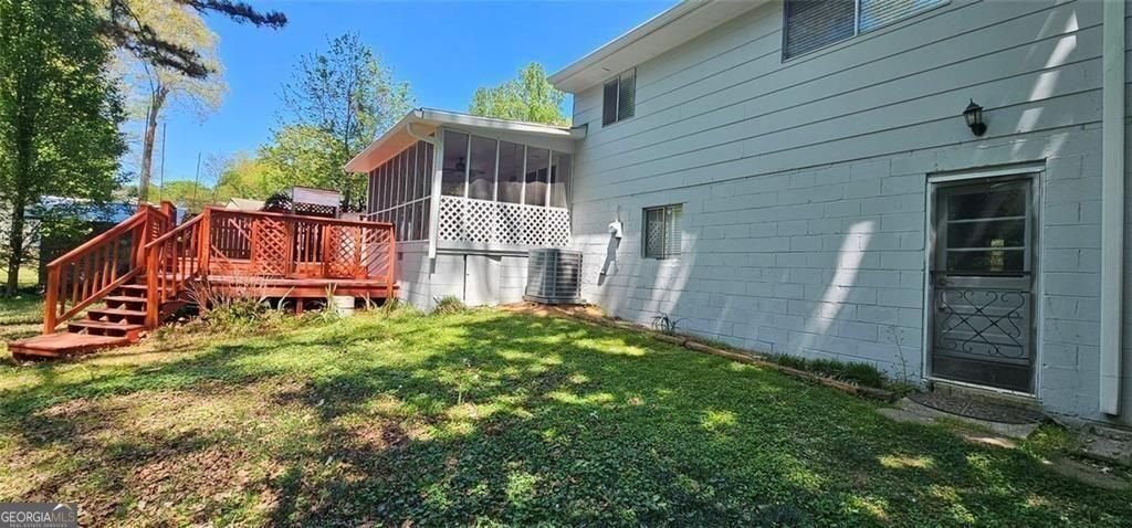 1096 Deleon Court Clarkston - Photo 32