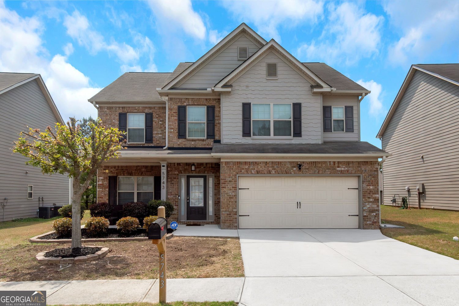 5743 Savannah River Road Atlanta - Photo 1