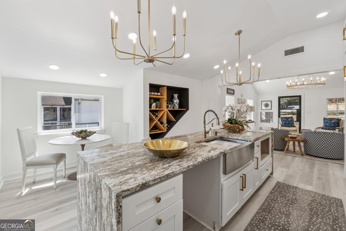 6337 Lakeview Drive Buford - Photo 17