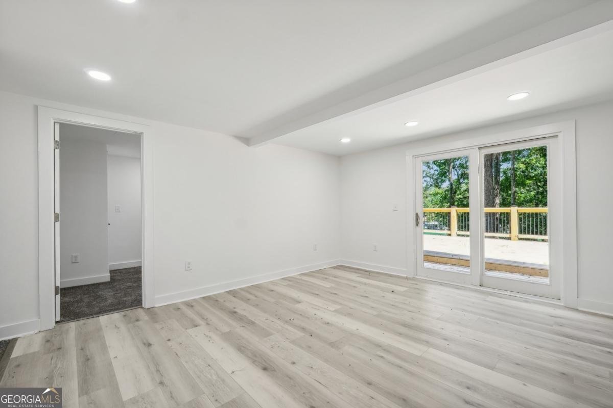 6337 Lakeview Drive Buford - Photo 29