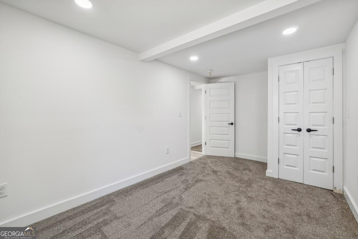 6337 Lakeview Drive Buford - Photo 32