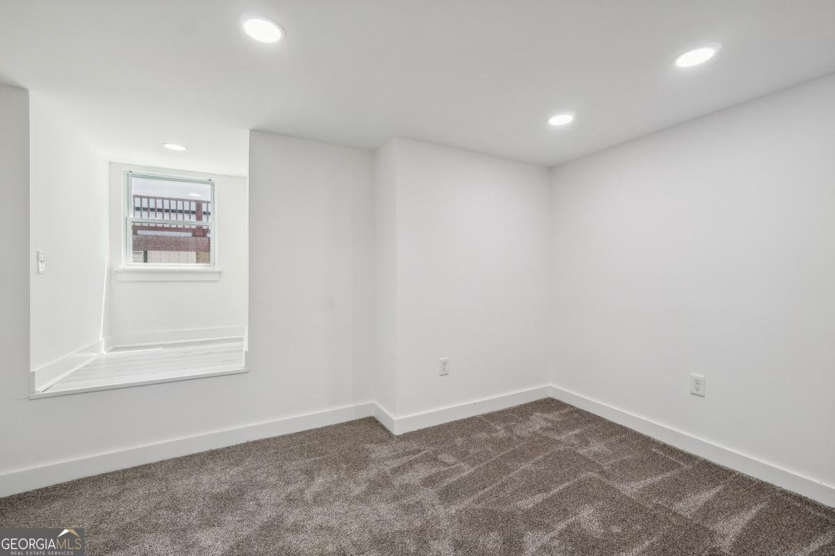 6337 Lakeview Drive Buford - Photo 34