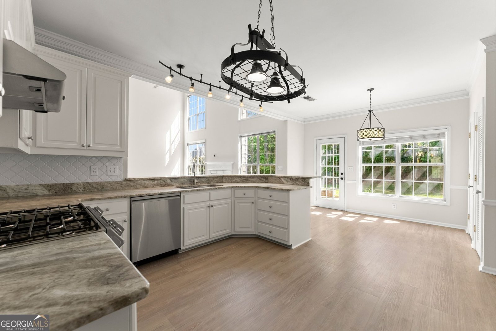 225 Ruby Forest Parkway Suwanee - Photo 17