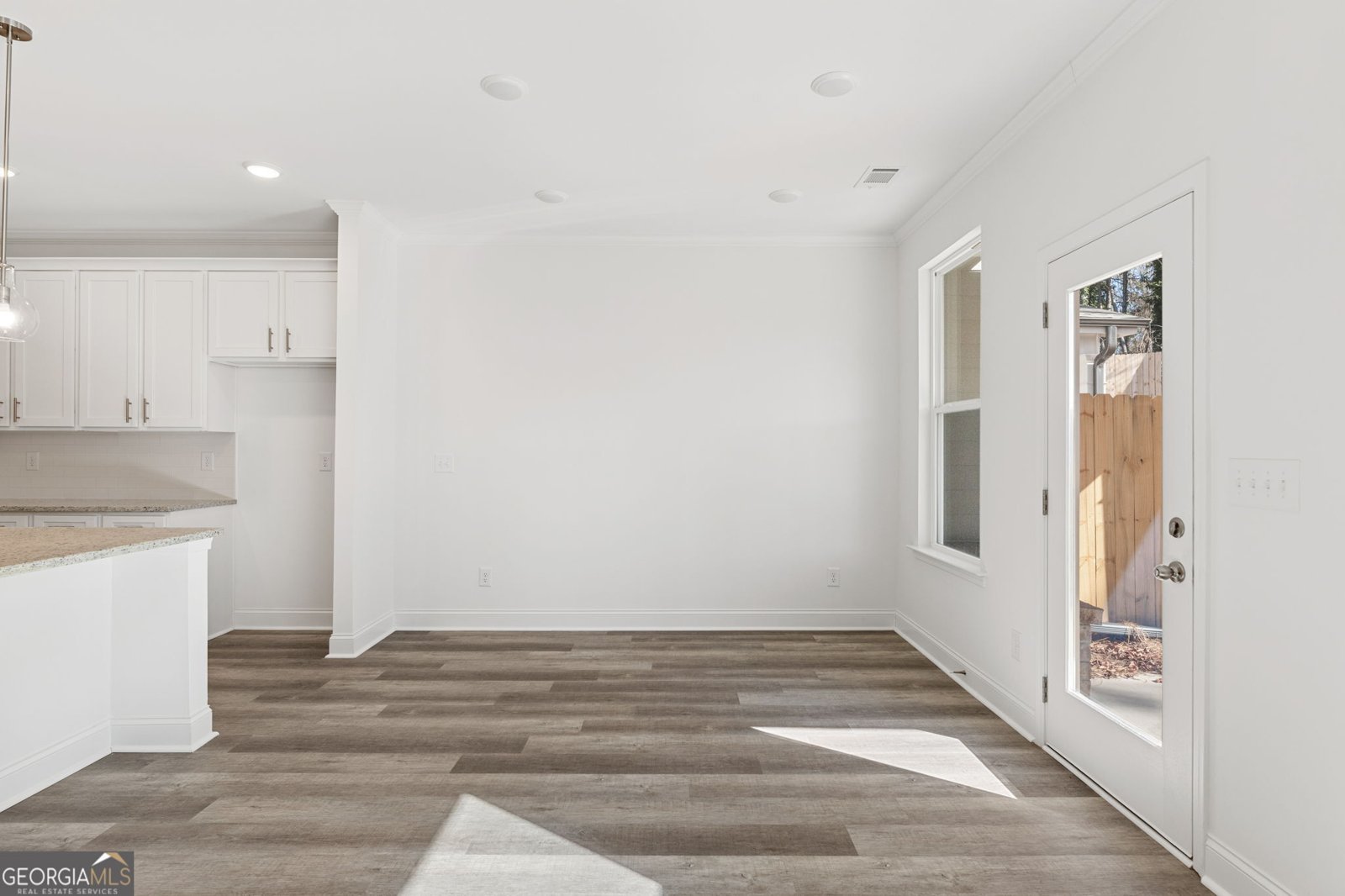 5643 Chickory Drive Flowery Branch - Photo 8