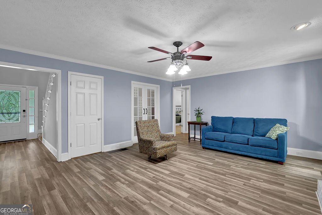 404 Kelly Circle Woodstock - Photo 10