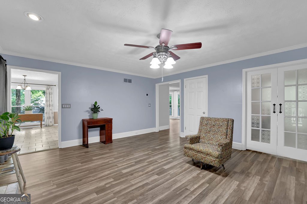 404 Kelly Circle Woodstock - Photo 11