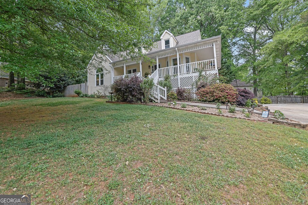 404 Kelly Circle Woodstock - Photo 3