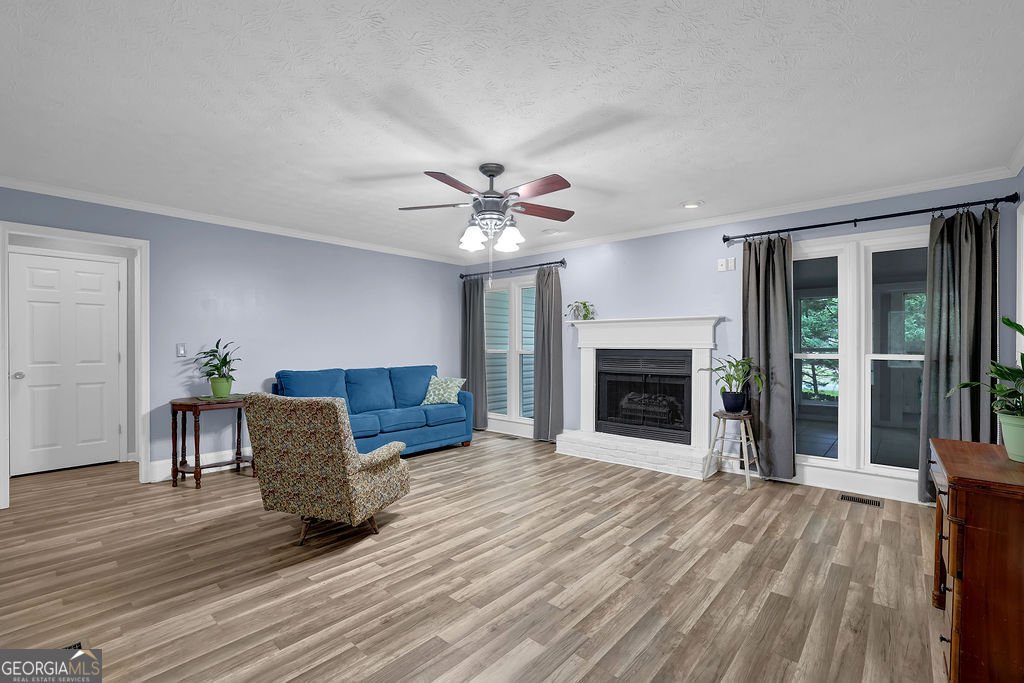 404 Kelly Circle Woodstock - Photo 9