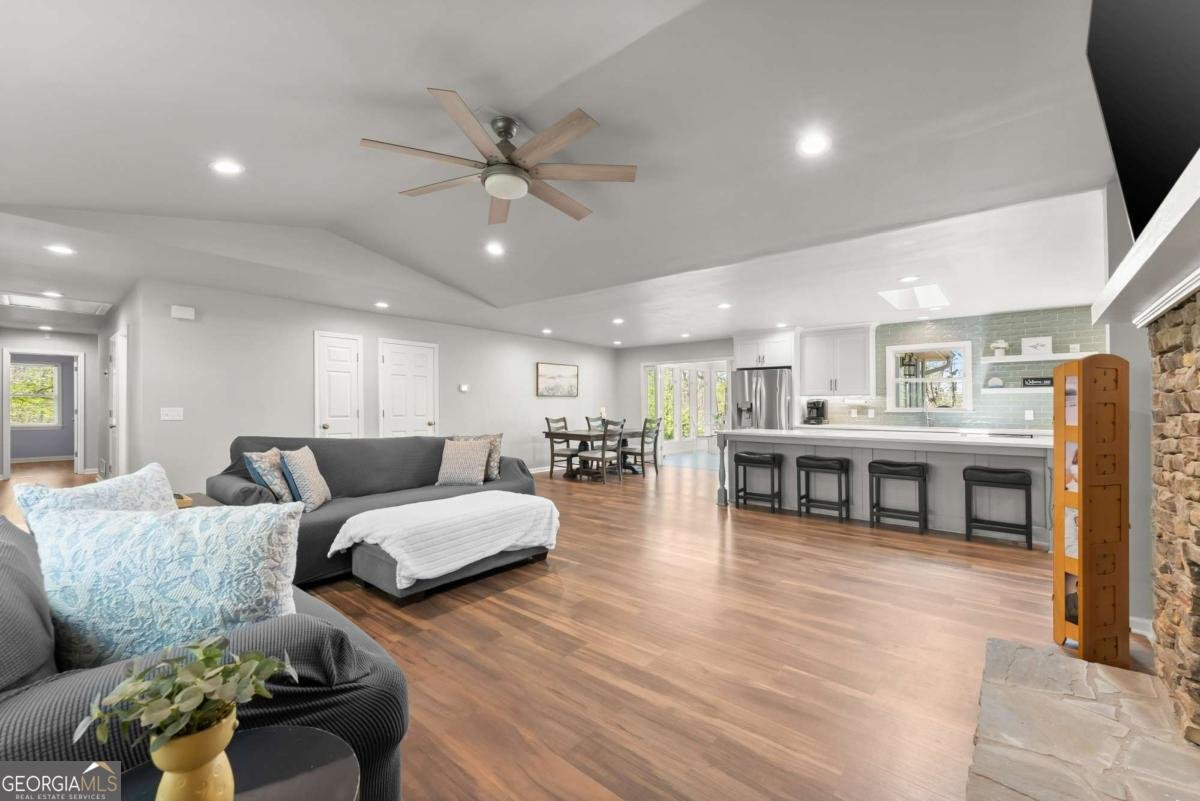 5515 Holly Hill Drive Gainesville - Photo 9