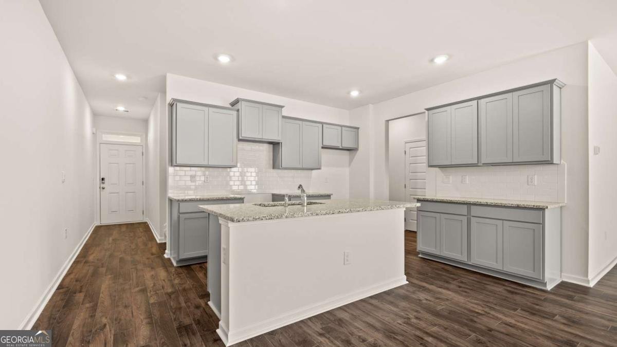 1402 Gray Branch Drive Lawrenceville - Photo 8