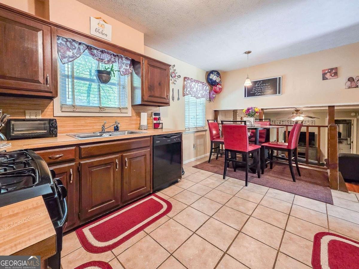 5766 Hilton Ridge Road Lithonia - Photo 9