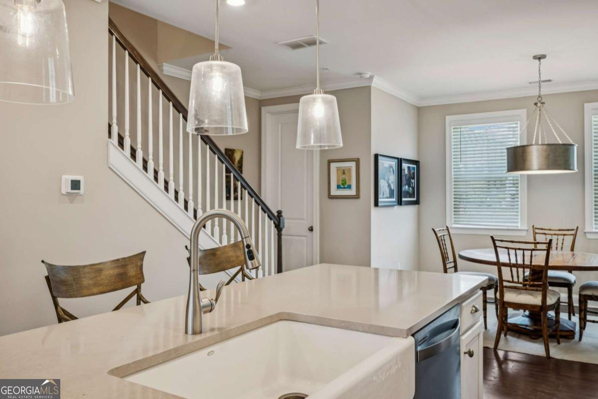 6540 Beacon Drive Sandy Springs - Photo 22