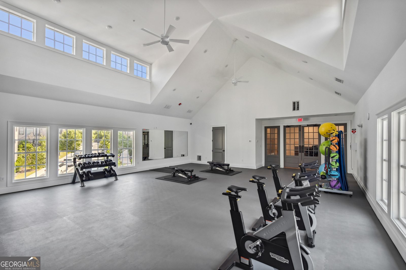 6540 Beacon Drive Sandy Springs - Photo 44