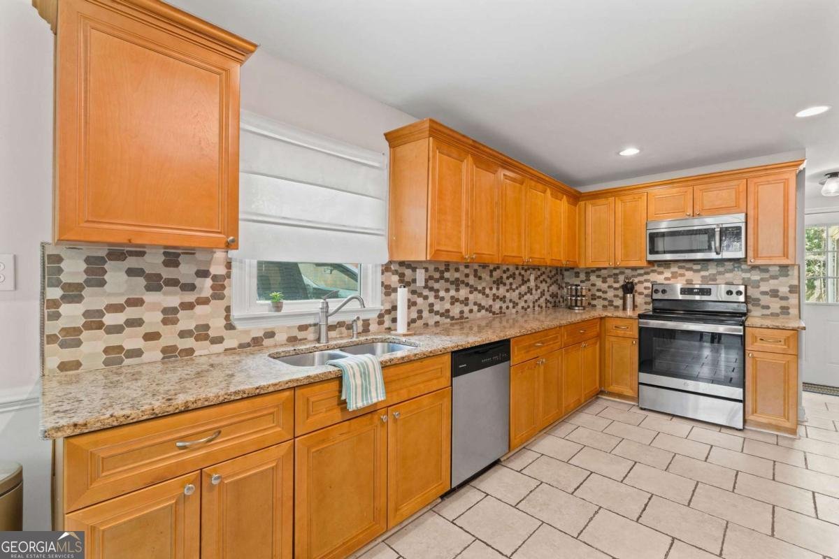 2085 Harold Avenue Smyrna - Photo 6