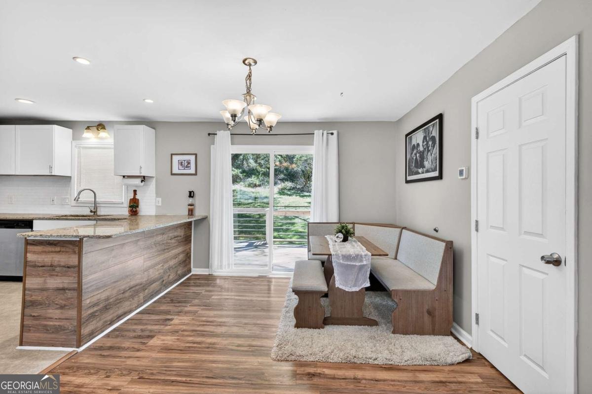 2380 Greenway Drive Decatur - Photo 8