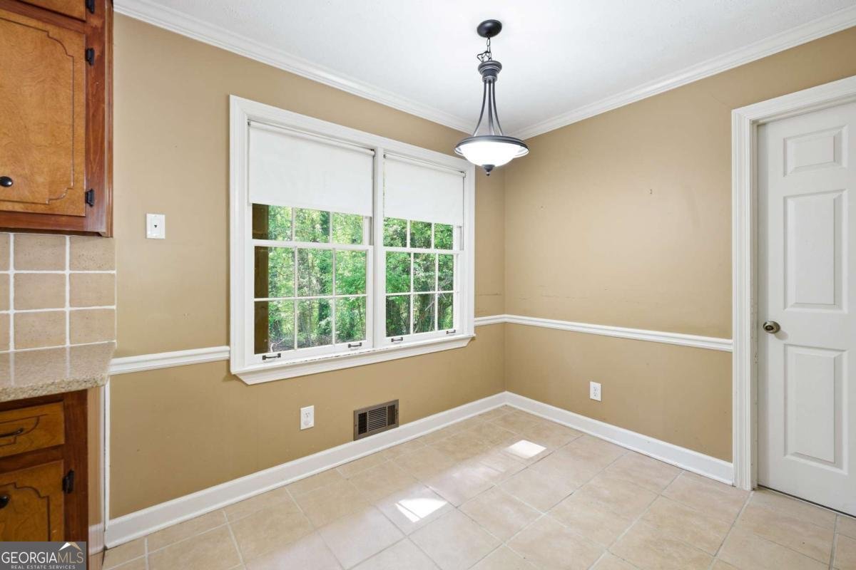 1407 Ridgewood Drive Lilburn - Photo 15