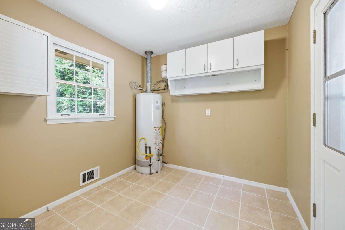 1407 Ridgewood Drive Lilburn - Photo 16