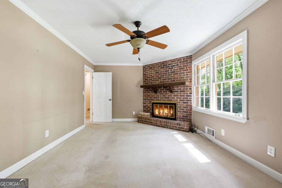 1407 Ridgewood Drive Lilburn - Photo 9