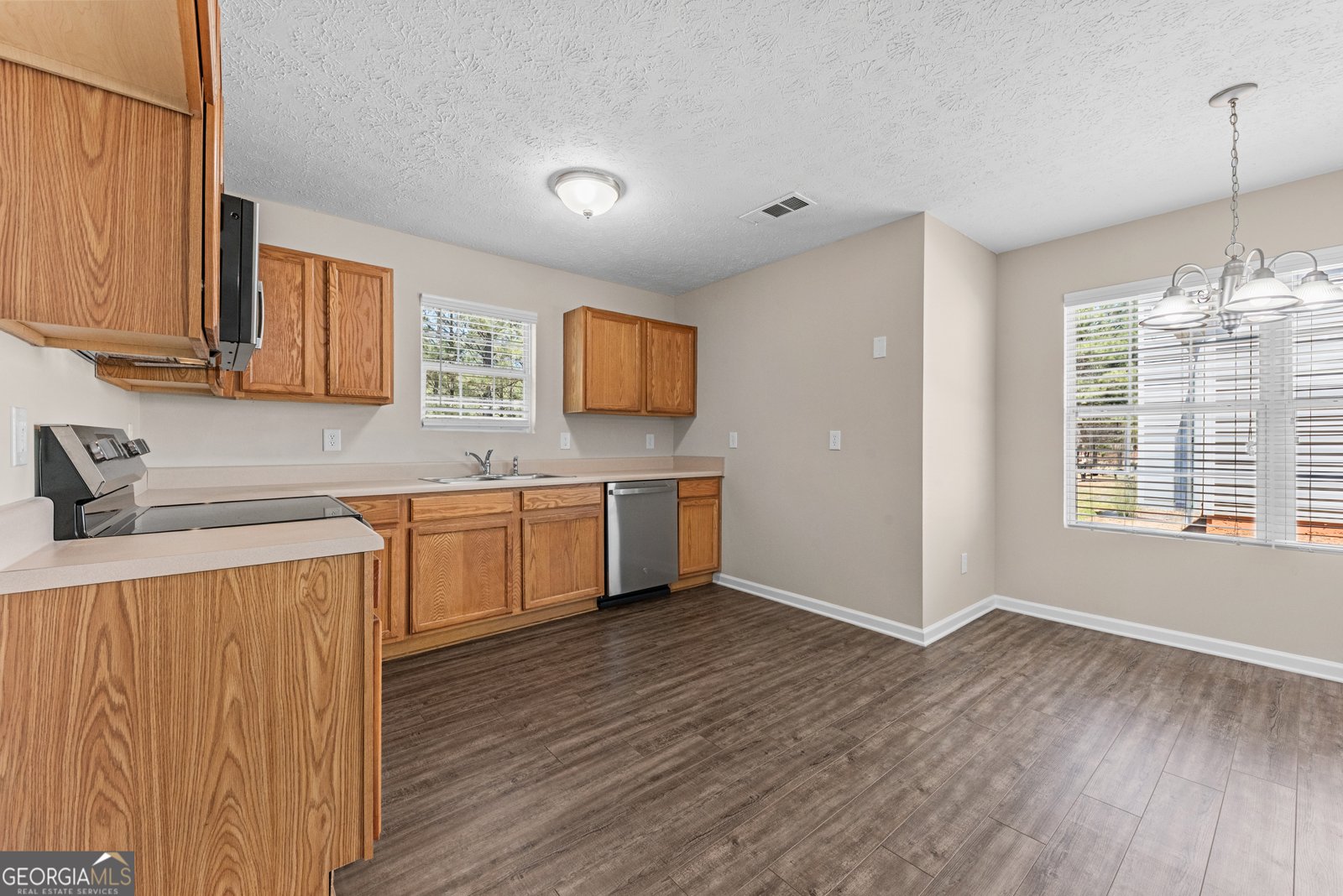 190 Chandler Field Drive Covington - Photo 17