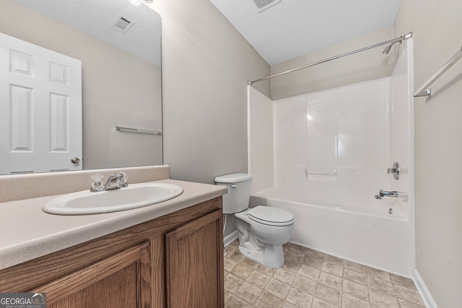 190 Chandler Field Drive Covington - Photo 32