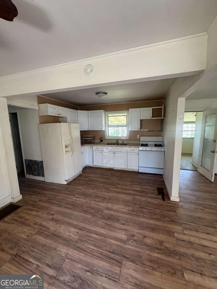 165 Cherokee Avenue Ball Ground - Photo 18