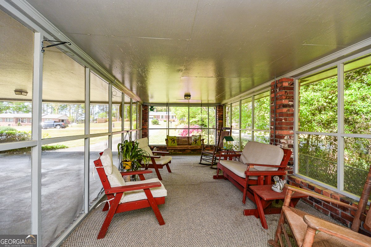 920 Chesterfield Drive Marietta - Photo 8