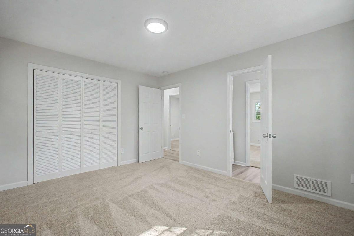 556 Roxbury Drive Riverdale - Photo 17