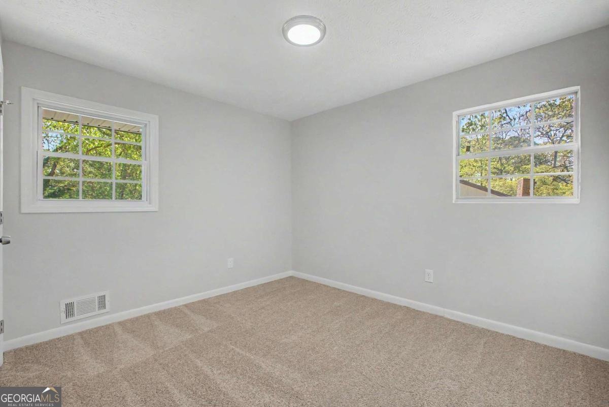 556 Roxbury Drive Riverdale - Photo 19