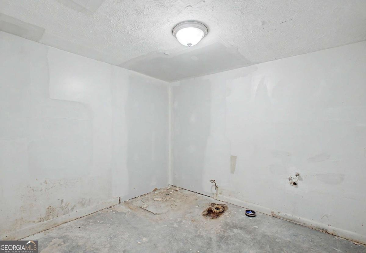 556 Roxbury Drive Riverdale - Photo 27