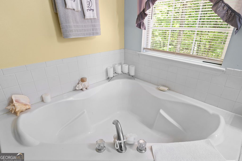 6408 Sparrow Way Stone Mountain - Photo 16