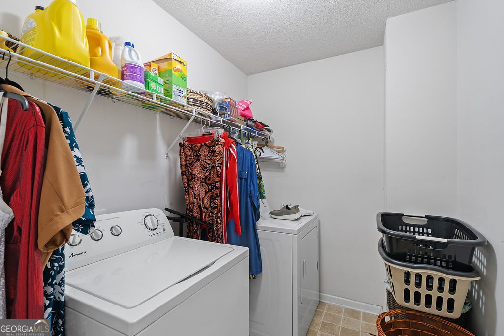 6408 Sparrow Way Stone Mountain - Photo 24