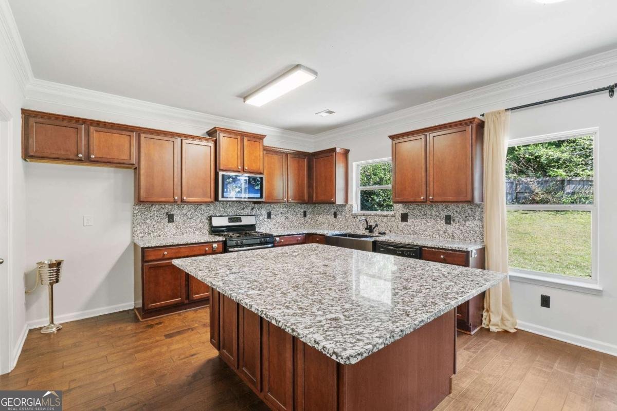 3945 Silverthorn Trace Cumming - Photo 14