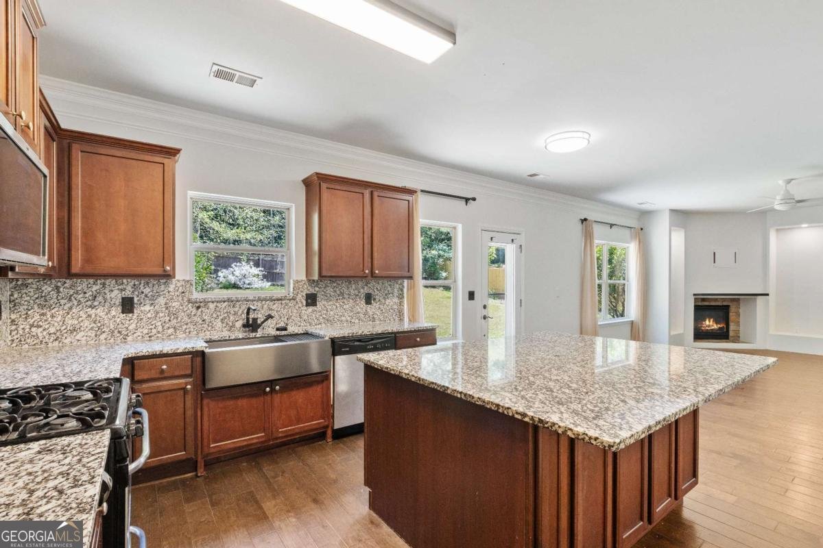 3945 Silverthorn Trace Cumming - Photo 15